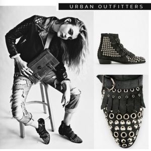 Sz 8 modern vice Jett boot #freepeople #urbanoutfitters #suede #stud #blackboot